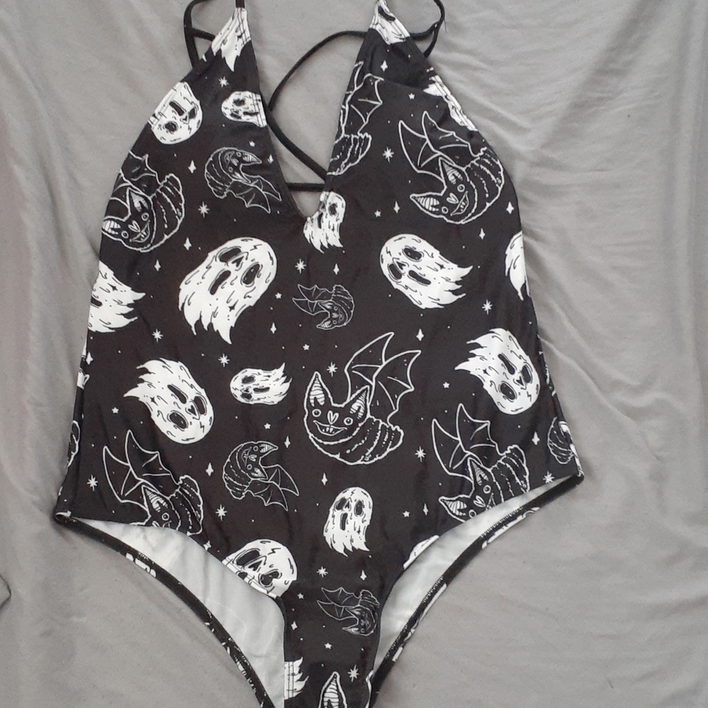 One piece swimsuit